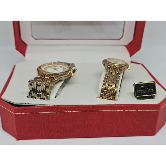 Acuet New Old Stock His and Hers Silver watch Band set